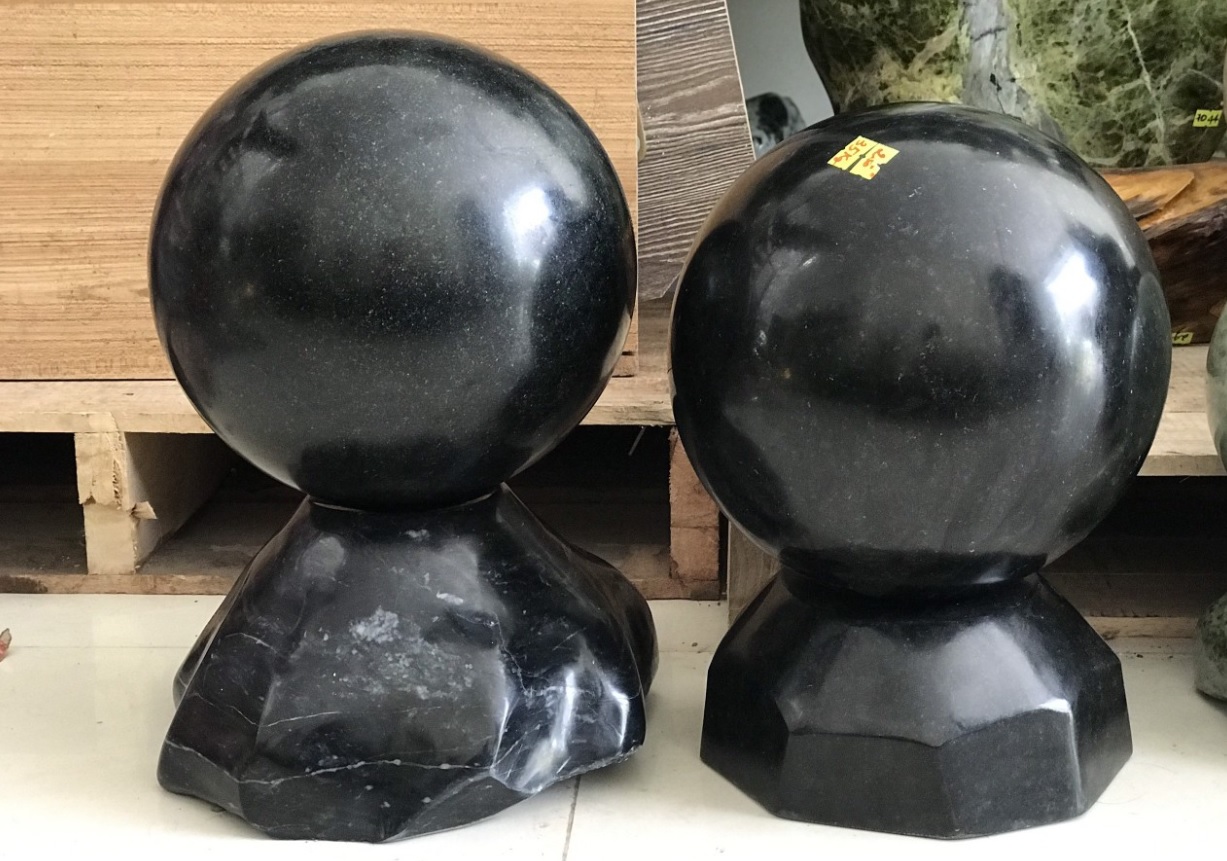 Vật phẩm phong thuỷ Nhâm Ngọ 2002